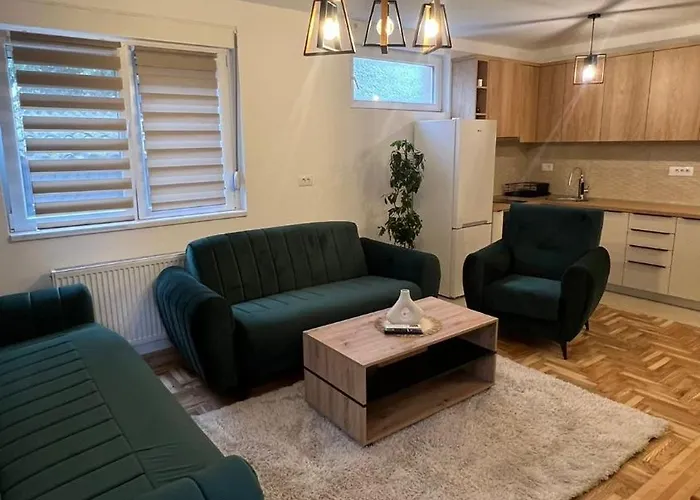 Centar 公寓 克拉列沃